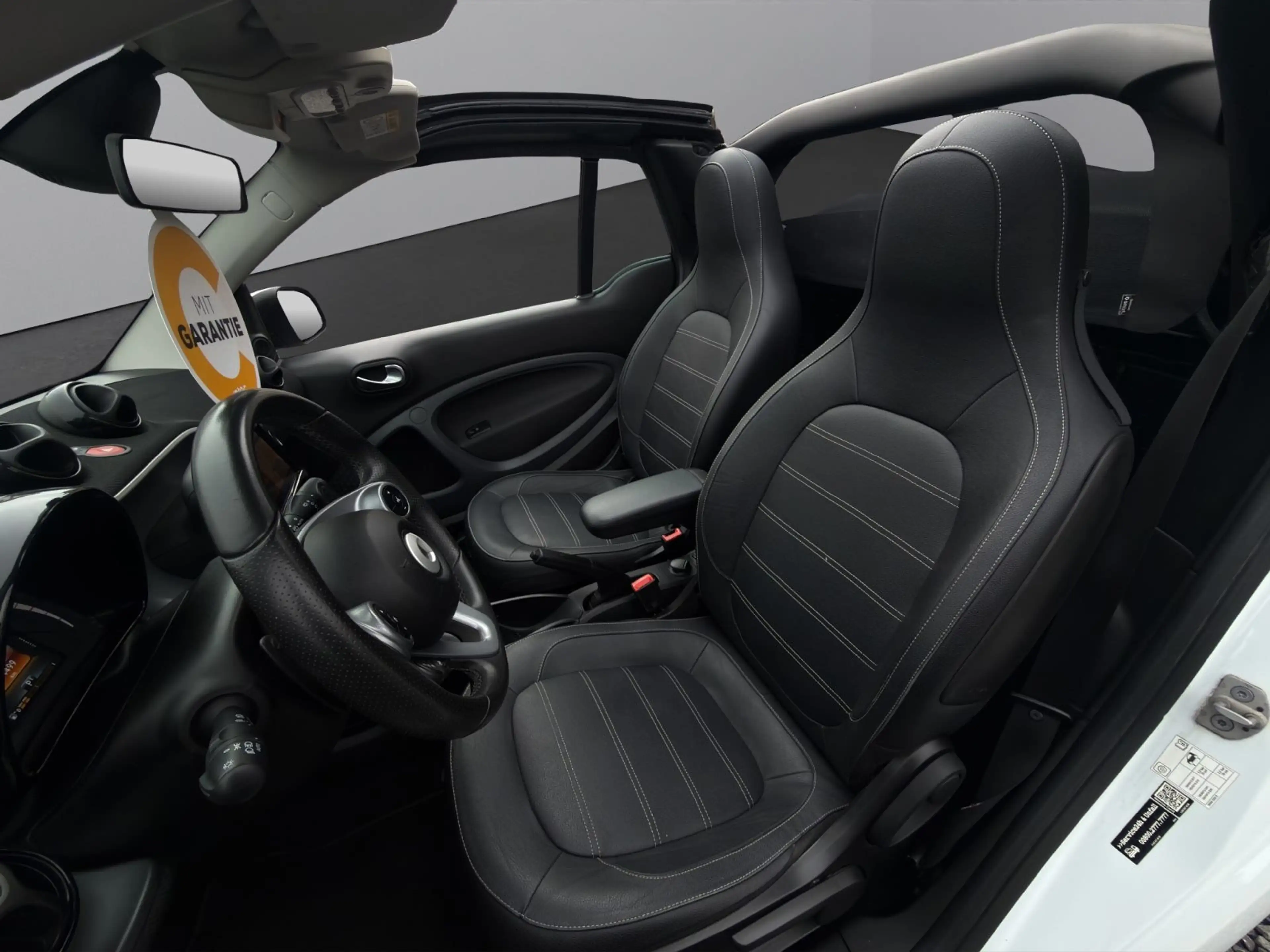 smart forTwo Cabrio°PDC°Leder°Navi°SZH°Garantie — photo 14