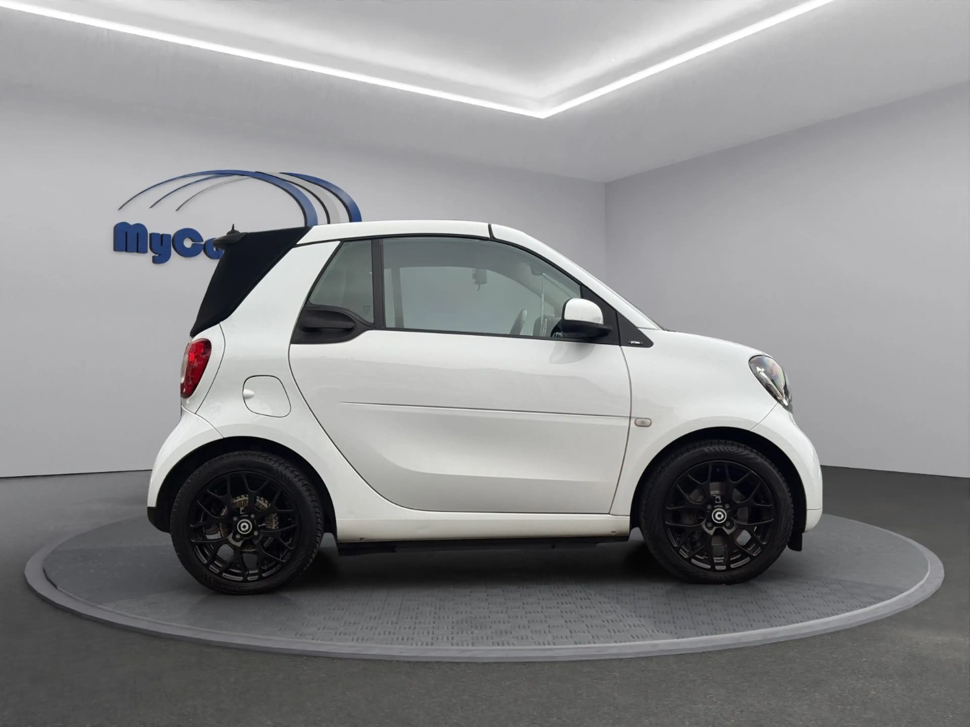 smart forTwo Cabrio°PDC°Leder°Navi°SZH°Garantie — photo 12