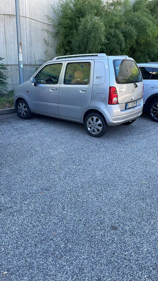 Opel Agila 1.2 16v Njoy - 1