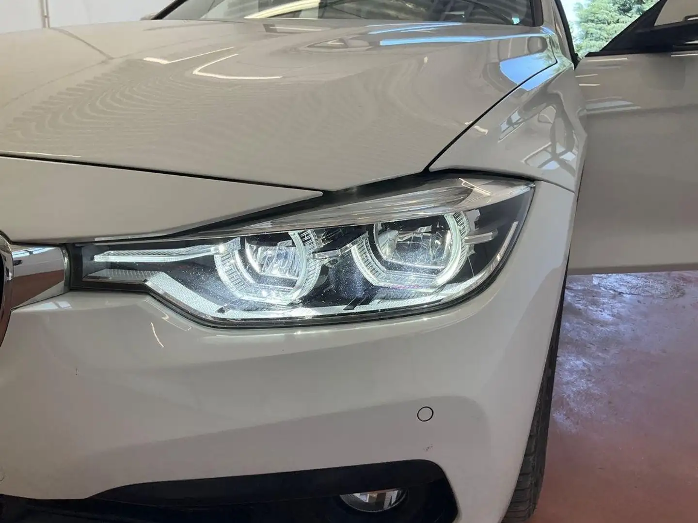 BMW 318 Serie 3 Touring Alb - 2
