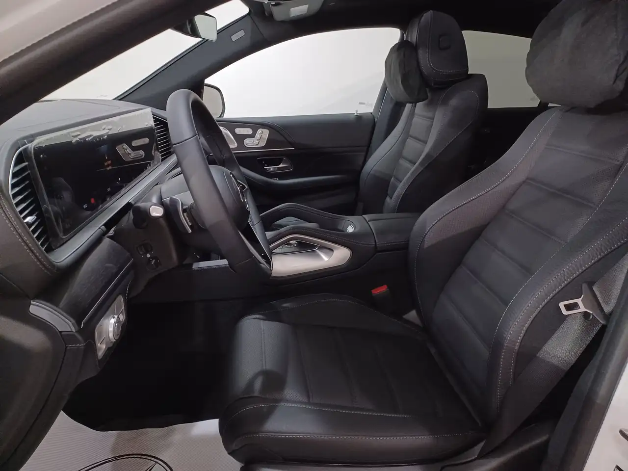 Mercedes-Benz GLE снимка Mercedes-Benz GLE