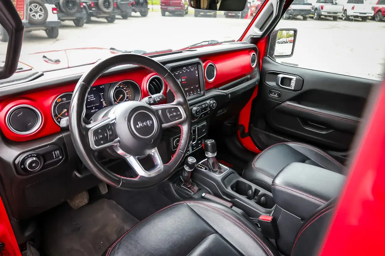 Jeep Wrangler снимка Jeep Wrangler
