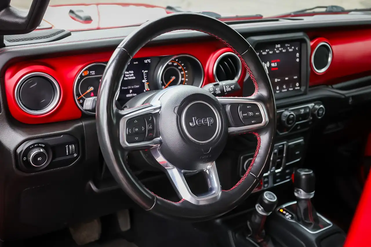Jeep Wrangler снимка Jeep Wrangler
