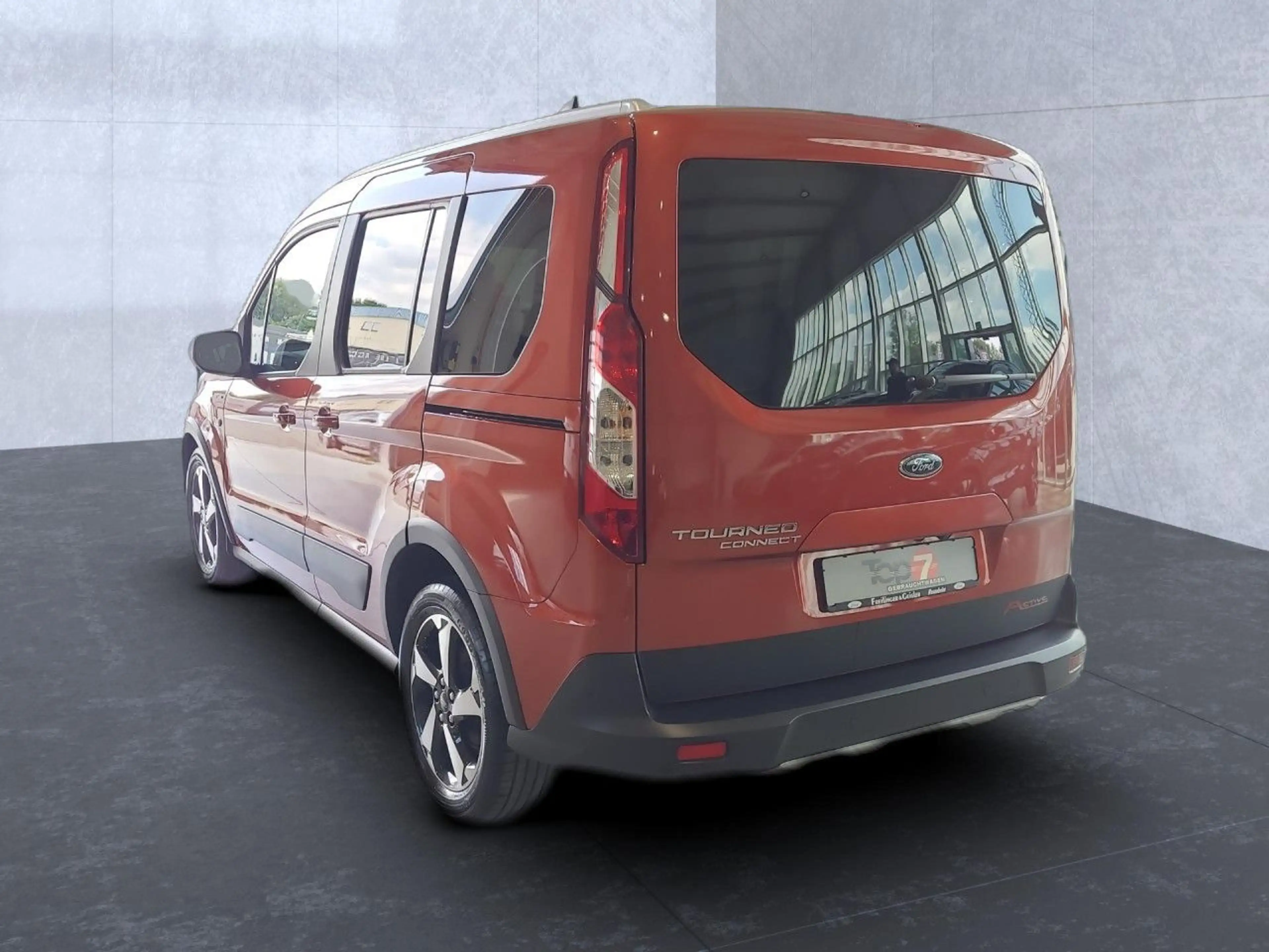 Ford Tourneo Custom 320 L2 Tourneo Titanium X Bluetooth — photo 4