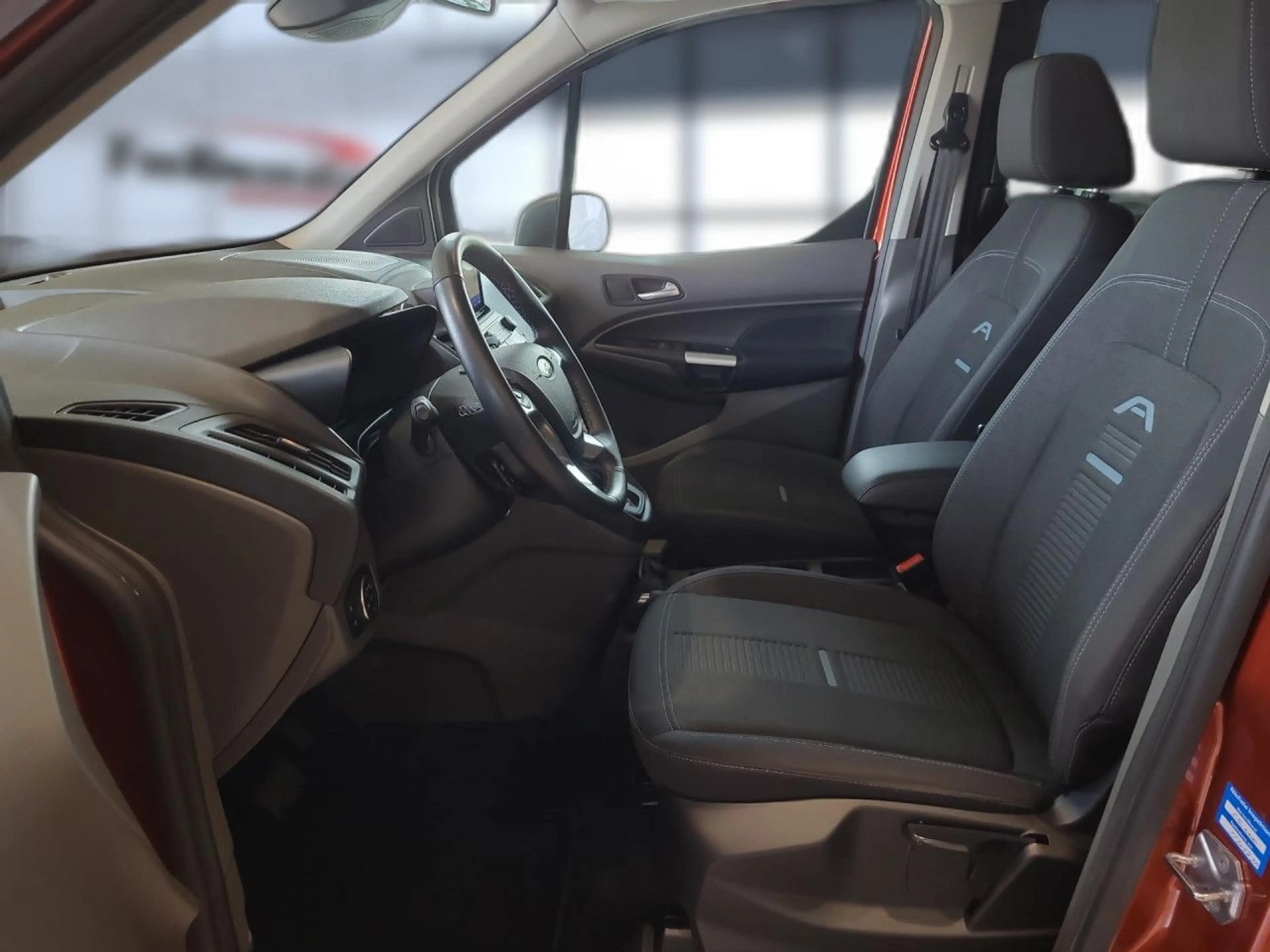 Ford Tourneo Custom 320 L2 Tourneo Titanium X Bluetooth — photo 10