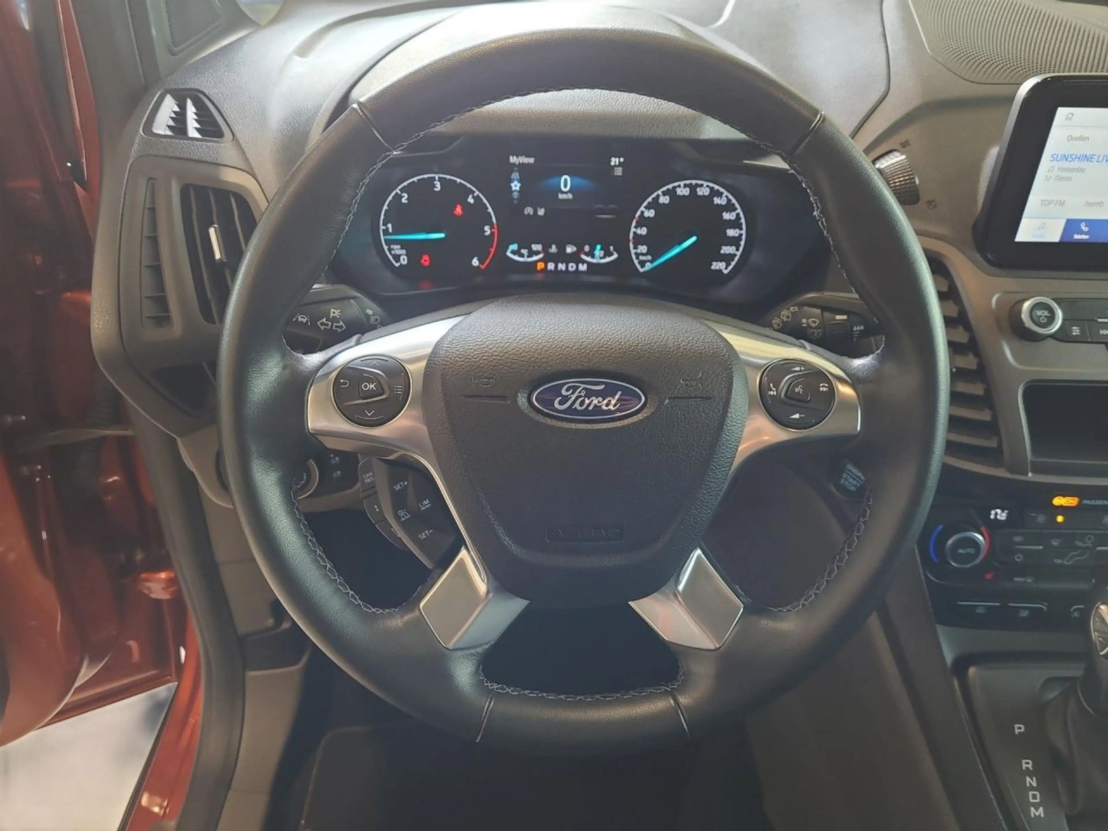 Ford Tourneo Custom 320 L2 Tourneo Titanium X Bluetooth — photo 16