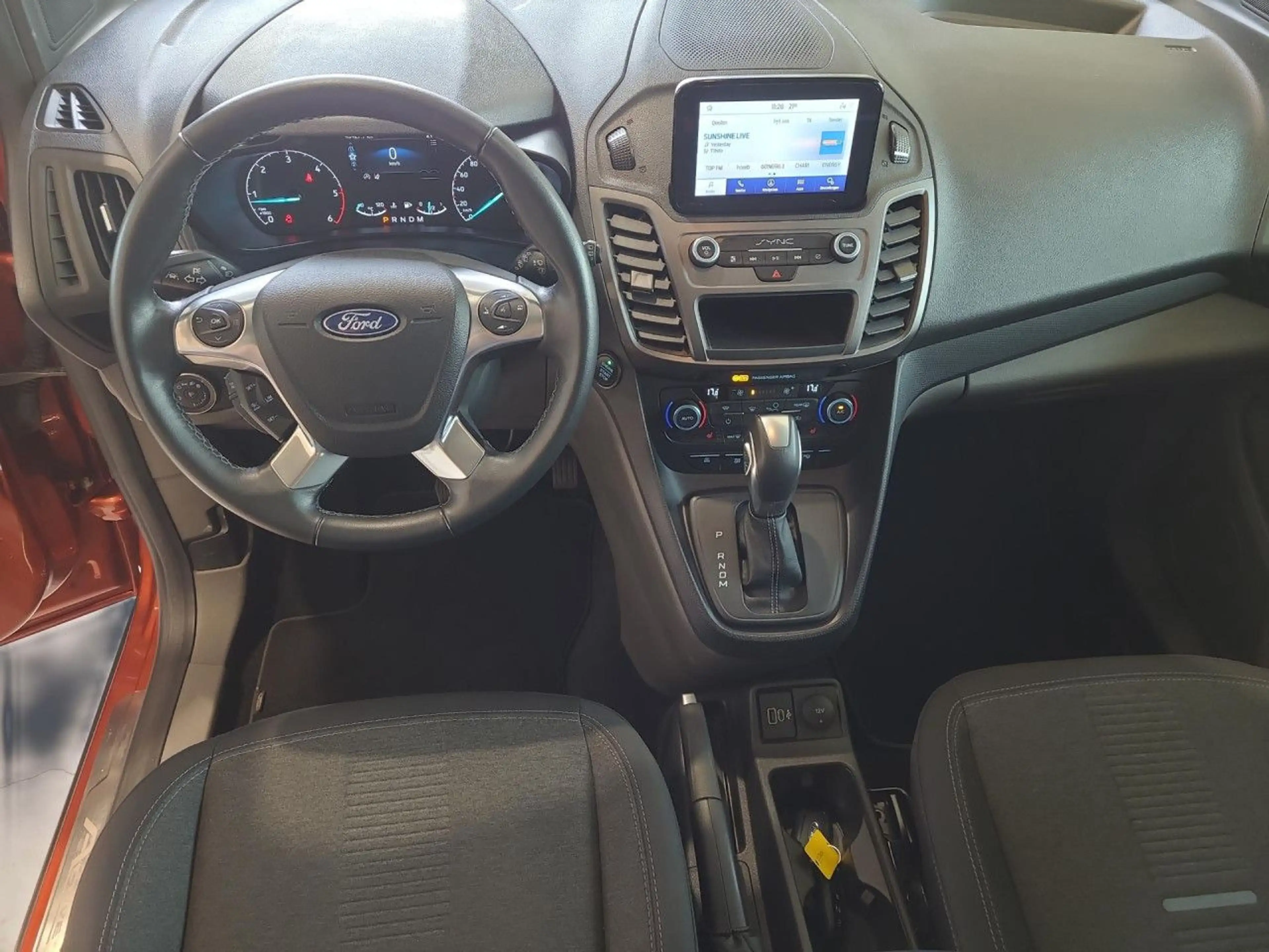 Ford Tourneo Custom 320 L2 Tourneo Titanium X Bluetooth — photo 17