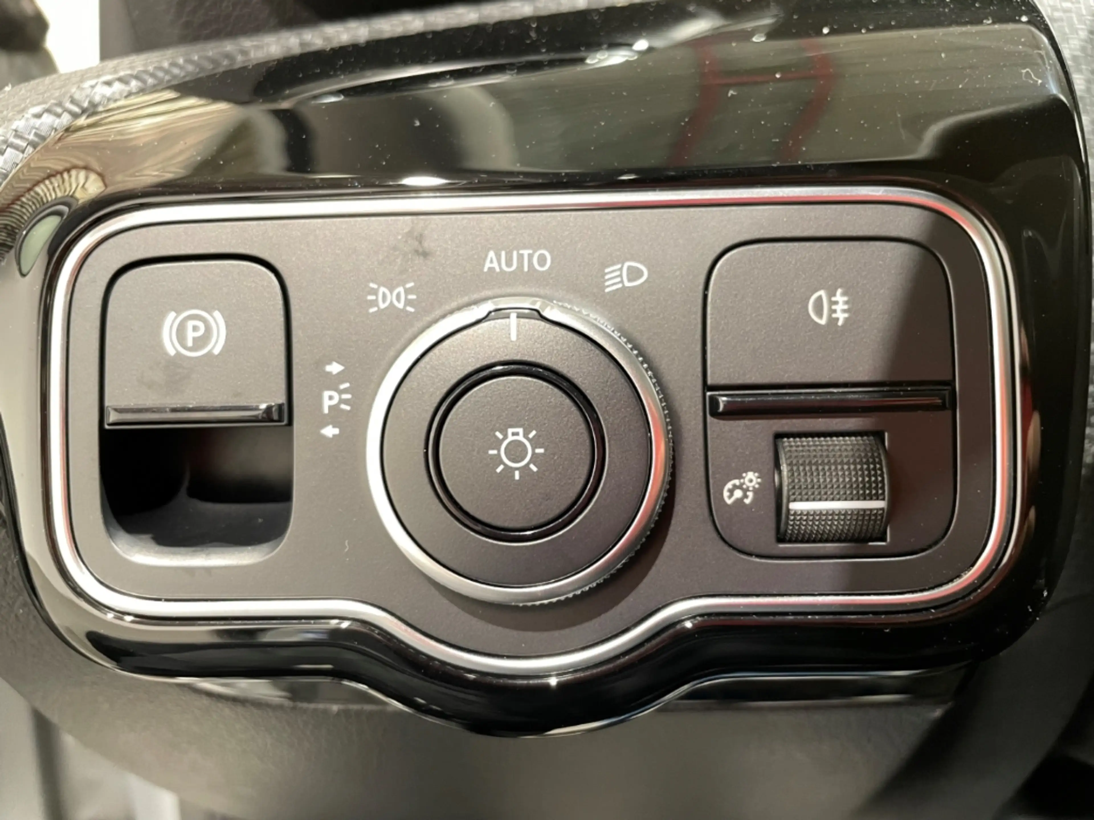 Mercedes-Benz A 200 Style Automatik EU6d LED Navi Klima PDC — photo 18
