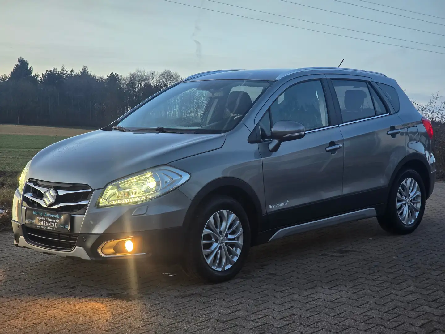 Suzuki SX4 S-Cross Comfort 4x4 Grau - 1