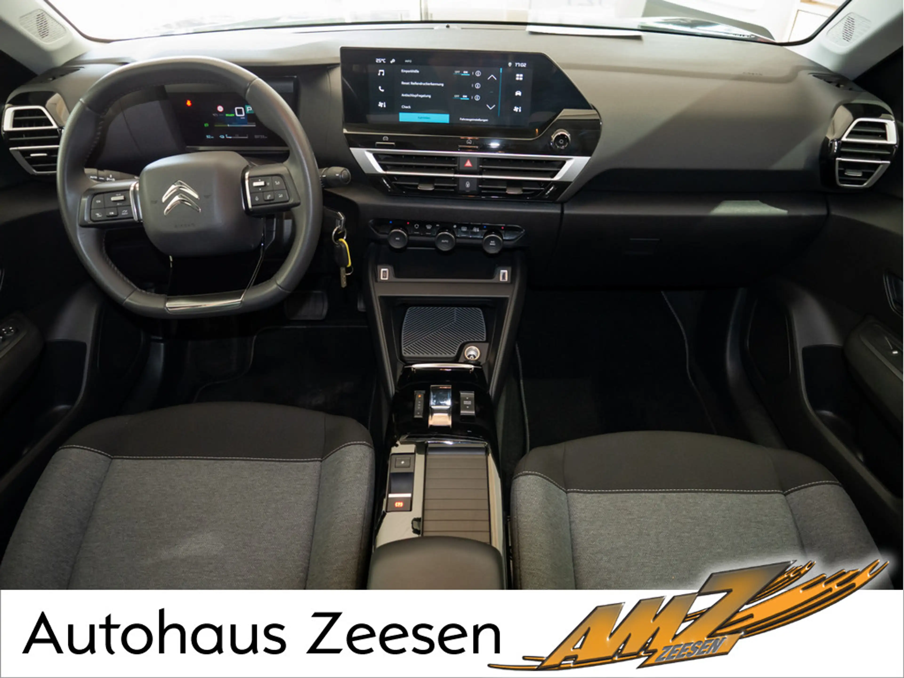 Citroen E-C4 Electric — photo 6