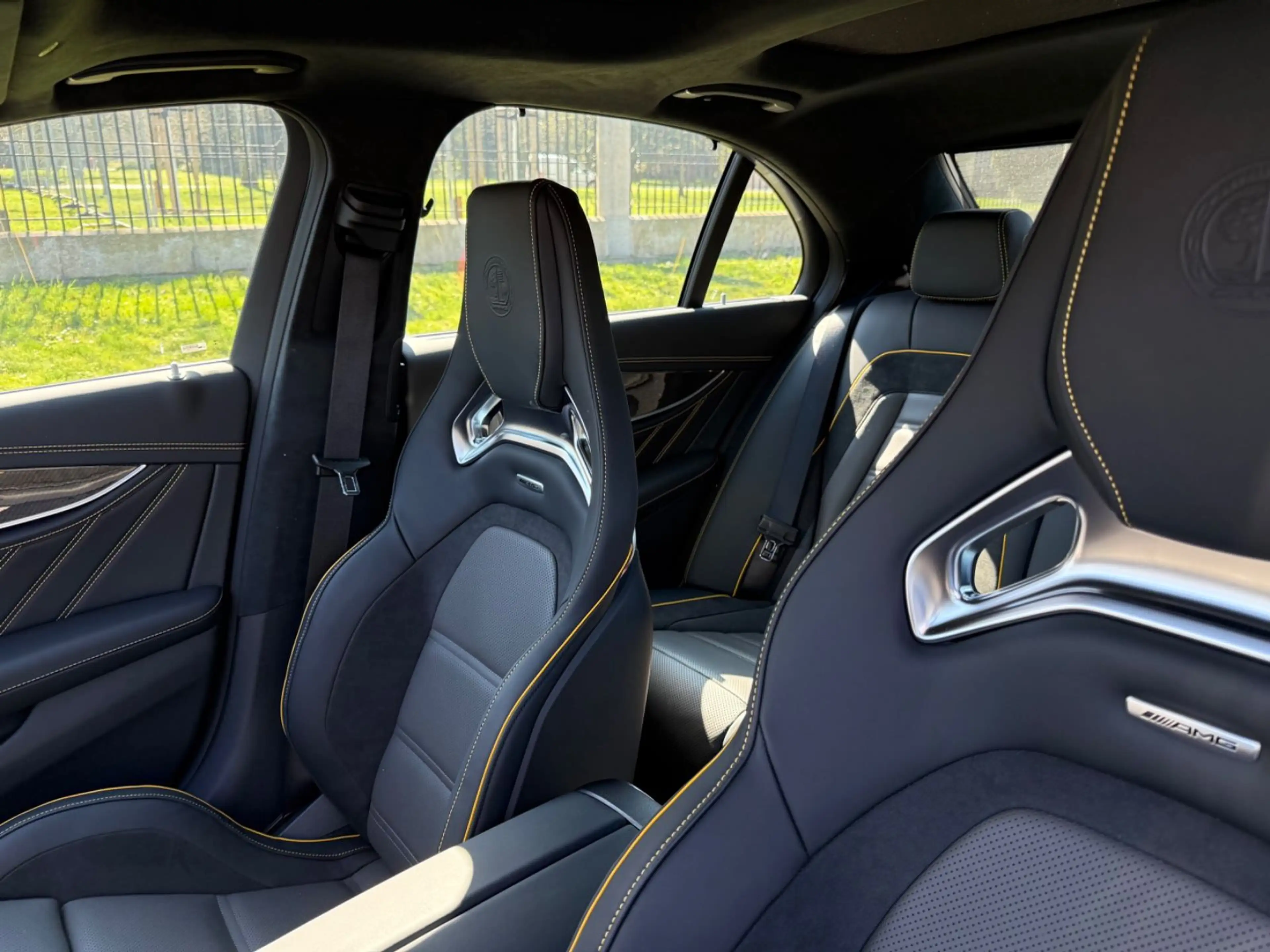 Mercedes-Benz E 63 AMG E 63 S AMG 4Matic Limousine Final Edition — photo 5