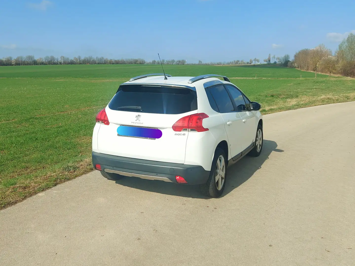 Peugeot 2008 2008 1,2 PureTech Style Style Weiß - 2