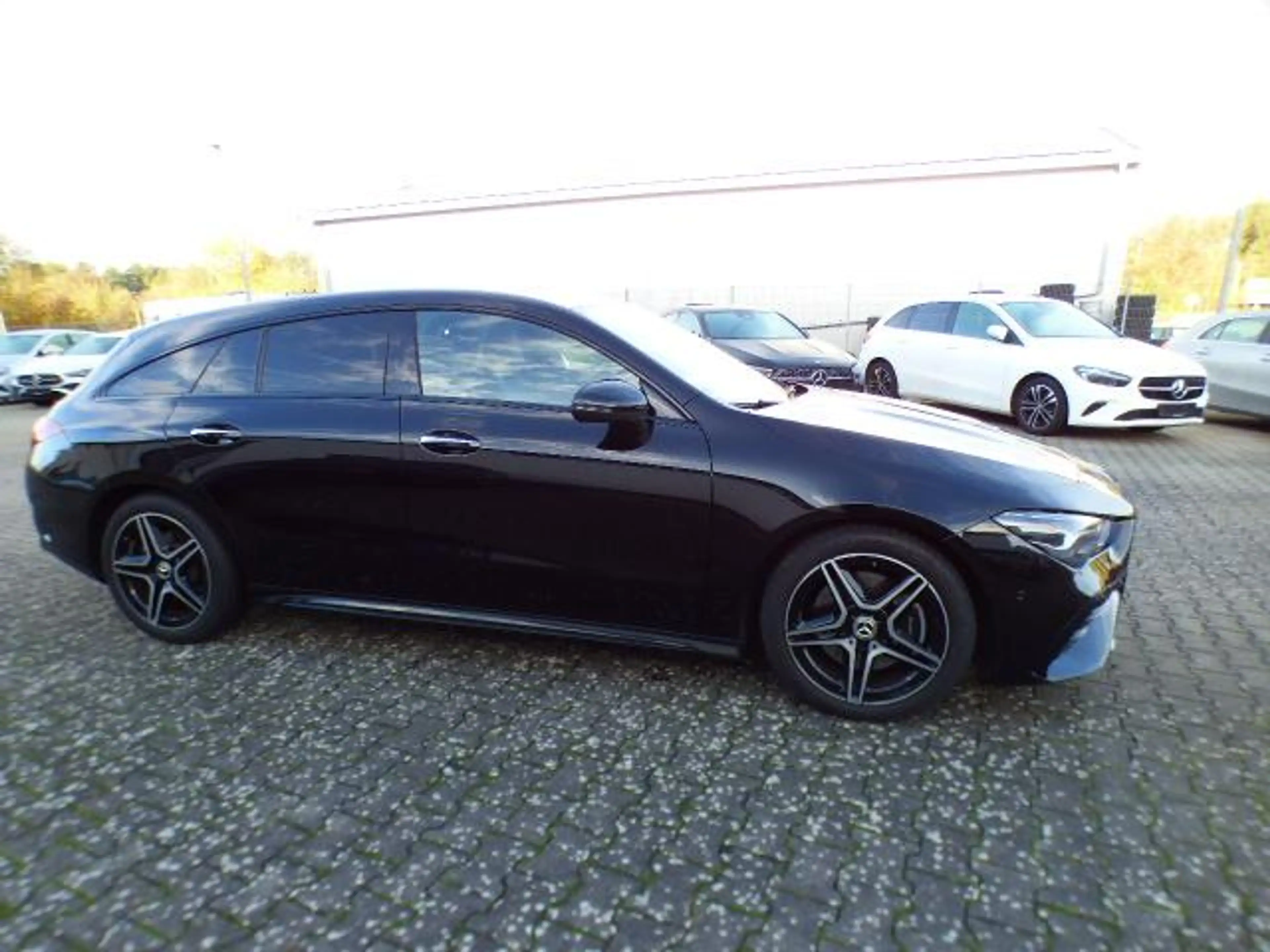 Mercedes-Benz CLA 200 Shooting Brake SB AMG Line Advanced Plus Night... — photo 13
