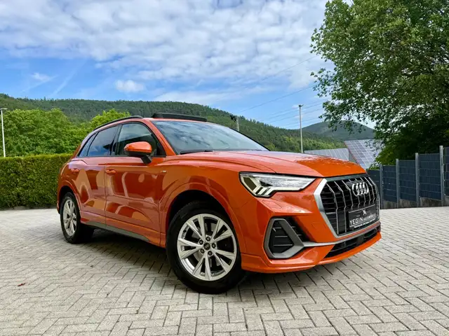 Audi Q3 40 TFSI quattro S line Virtual Pano LED AHK