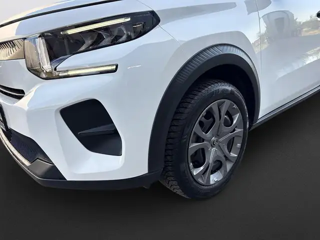 Citroen C3 view 11