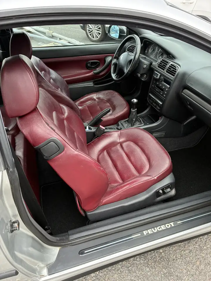 Peugeot 406 Coupé 3.0 V6 Pack, foto 4
