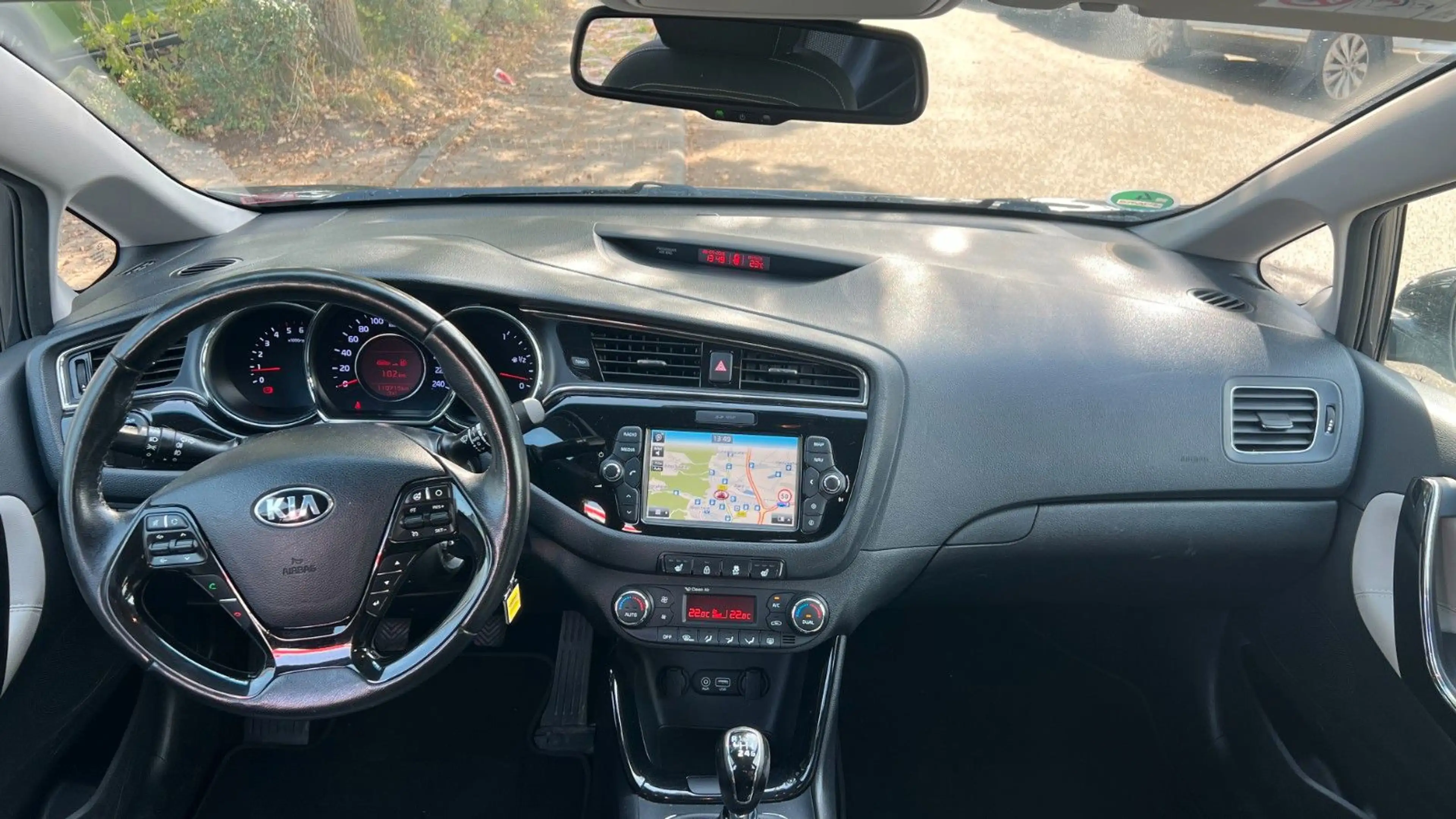 Kia Ceed / cee'd JD / Rückf. Kamera / gut gepflegt — photo 14