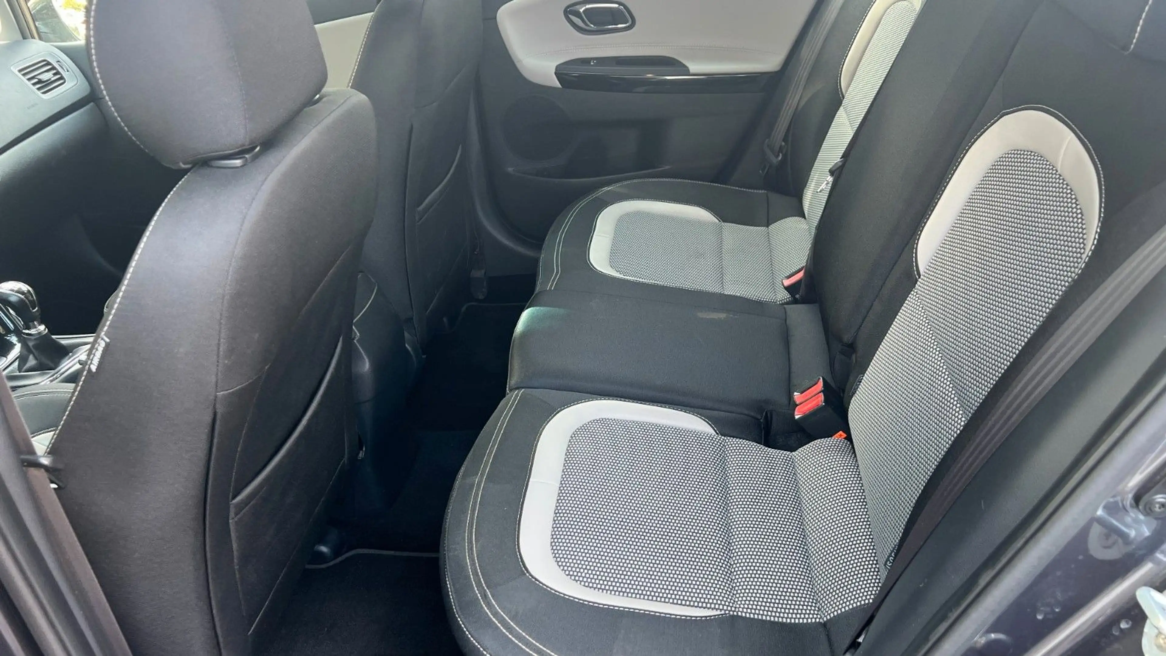 Kia Ceed / cee'd JD / Rückf. Kamera / gut gepflegt — photo 13