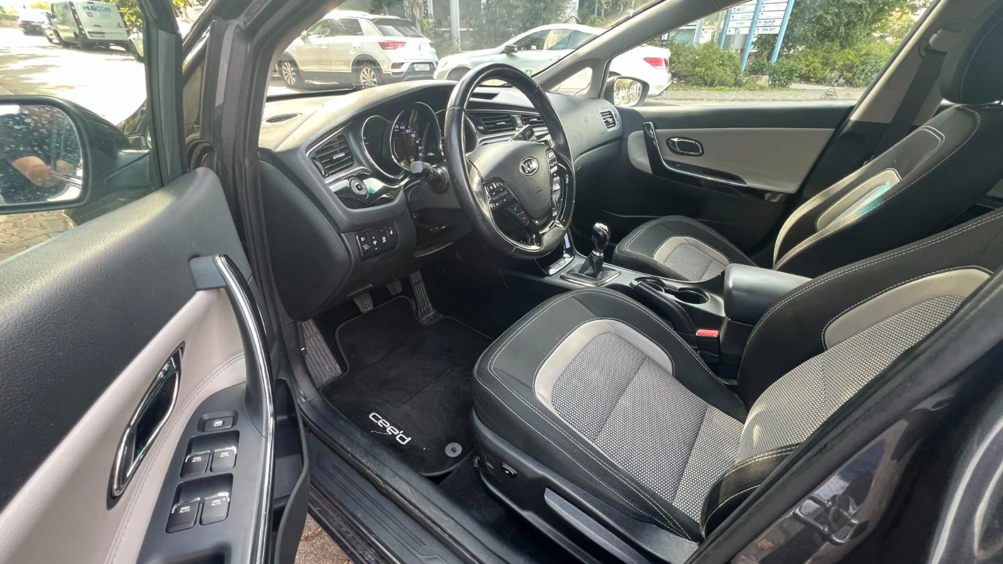 Kia Ceed / cee'd JD / Rückf. Kamera / gut gepflegt — photo 10