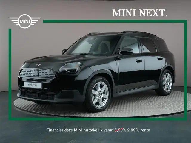 MINI Countryman E Blackyard