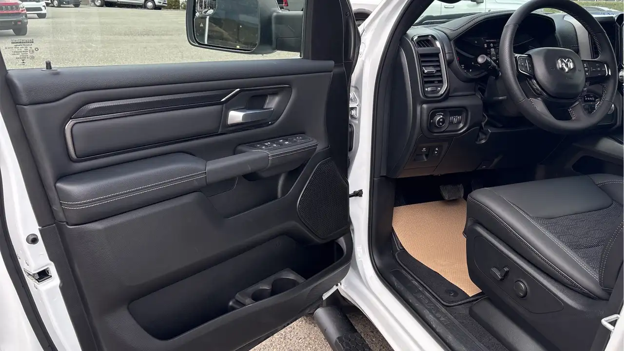 RAM 1500 photo RAM 1500