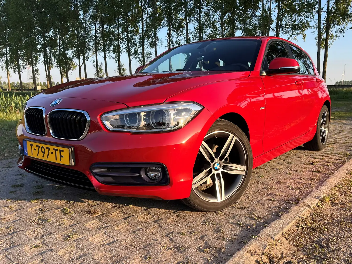 BMW 116 116i Sportline Sportstoelen LED rood met Rood - 1