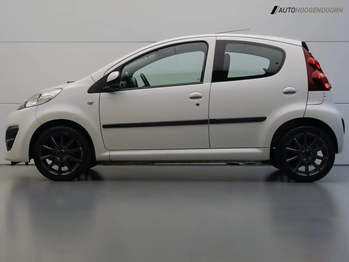 Peugeot 107 1.0 Active 5-deurs (LED VERLICHTING,RADIO/MP3-SPEL Blanco - 2