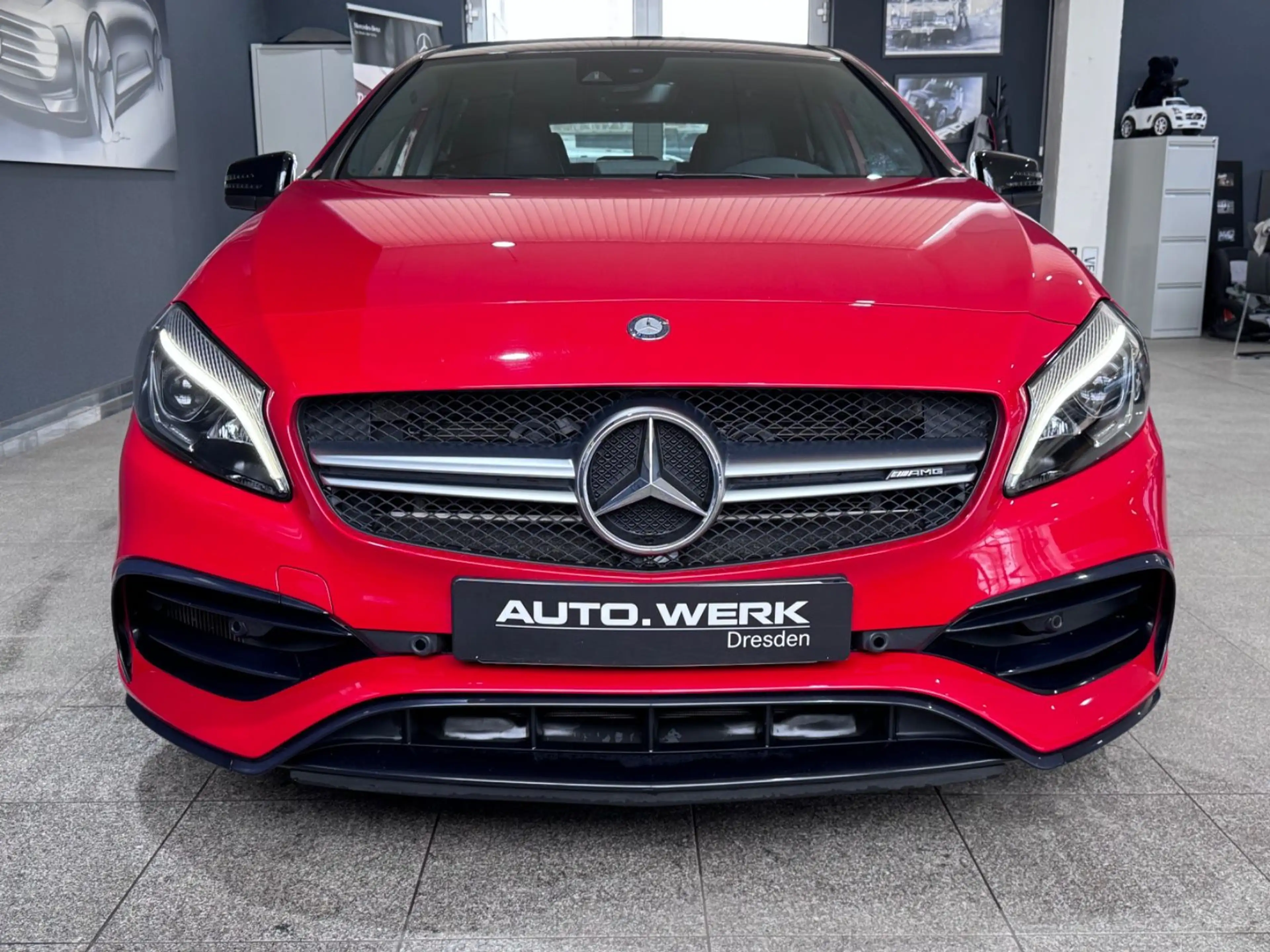 Mercedes-Benz A 45 AMG 4M*SOUNDSYSTEM*MEMORY*NIGHT*V-MAX 270 — photo 12