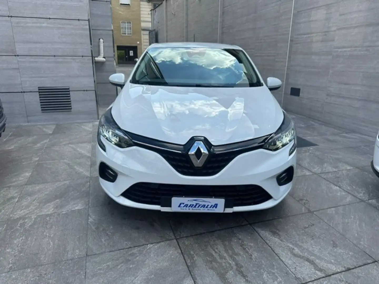 Renault Clio Full Hybrid E-Tech 140 CV 5 porte E-Tech Bianco - 2