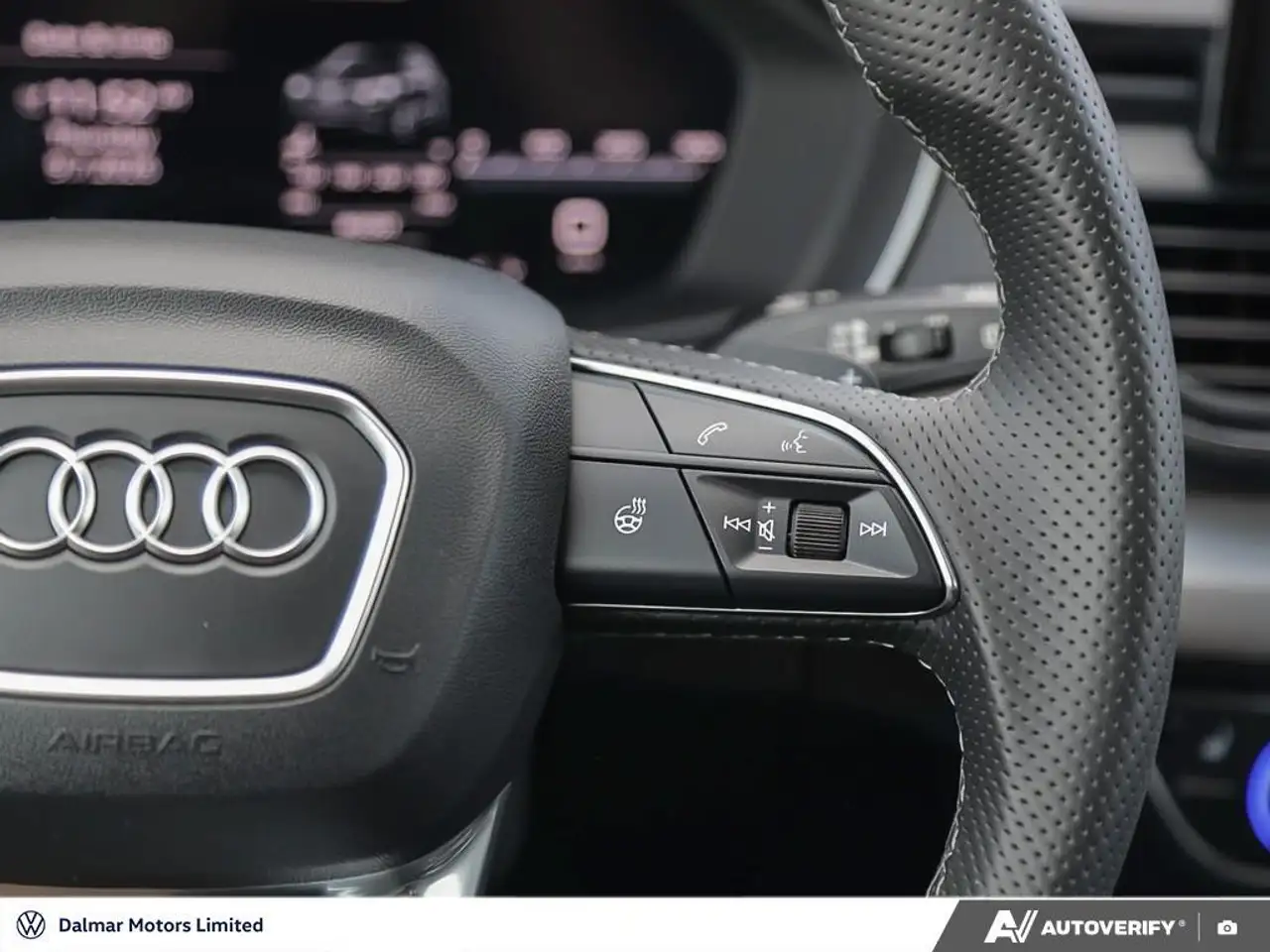 Audi SQ5 снимка Audi SQ5
