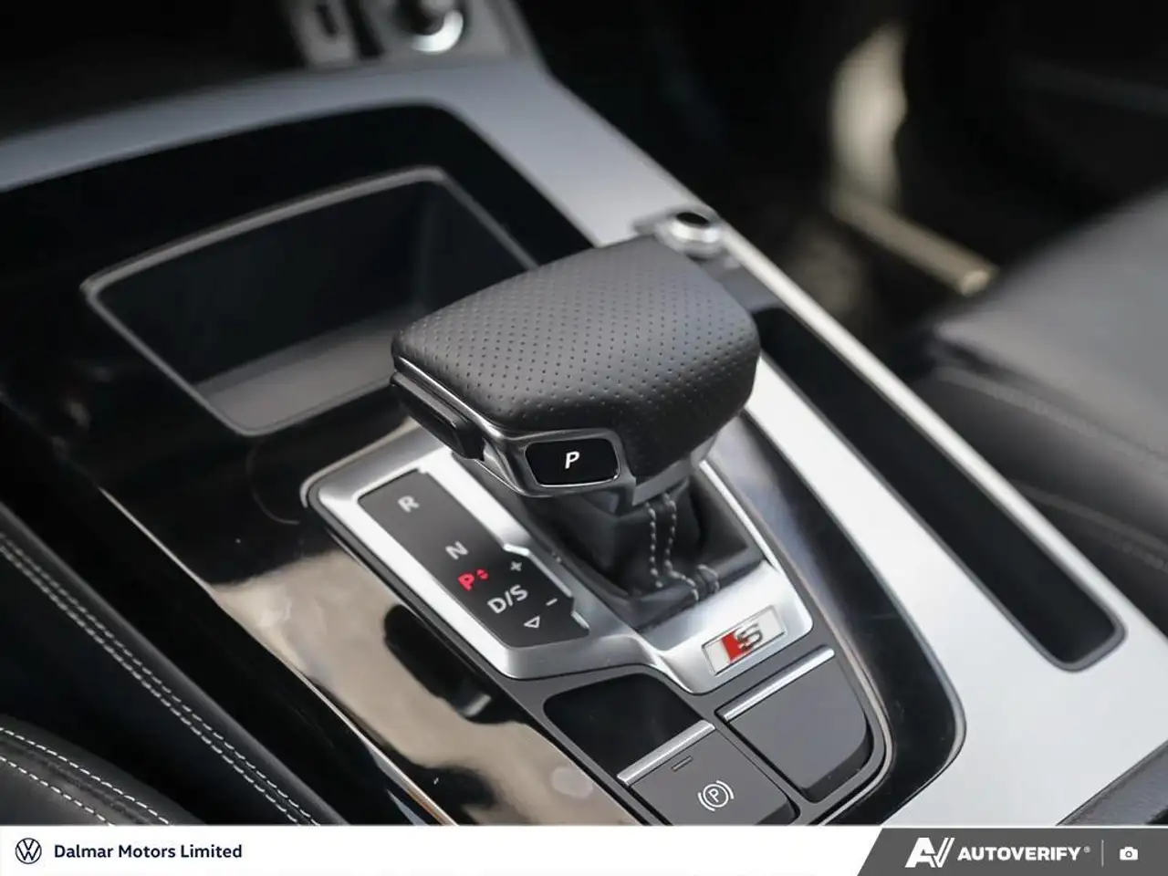 Audi SQ5 снимка Audi SQ5