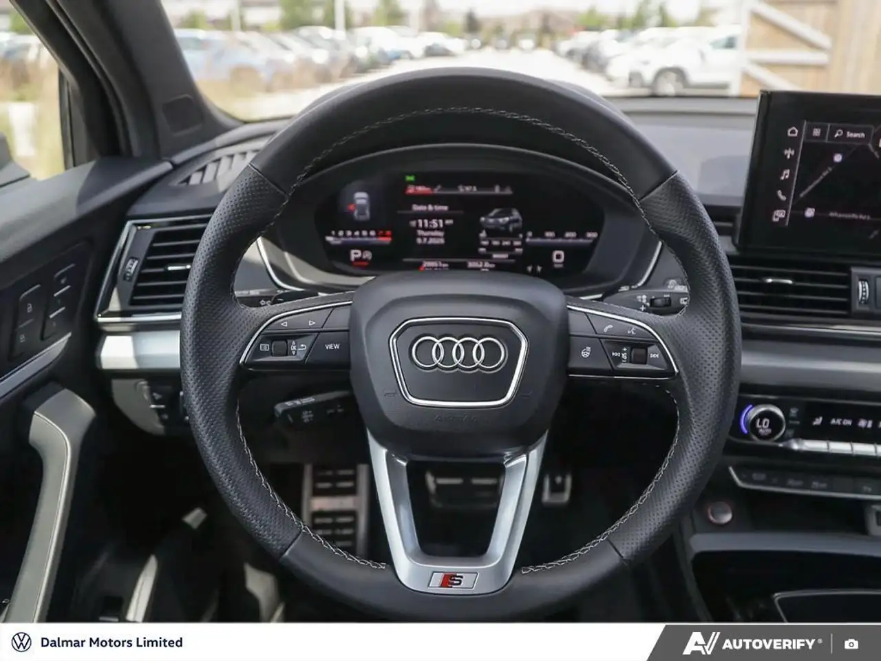 Audi SQ5 снимка Audi SQ5