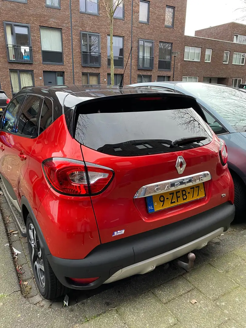 Renault Captur 0.9 TCe Helly Hansen Rood - 2