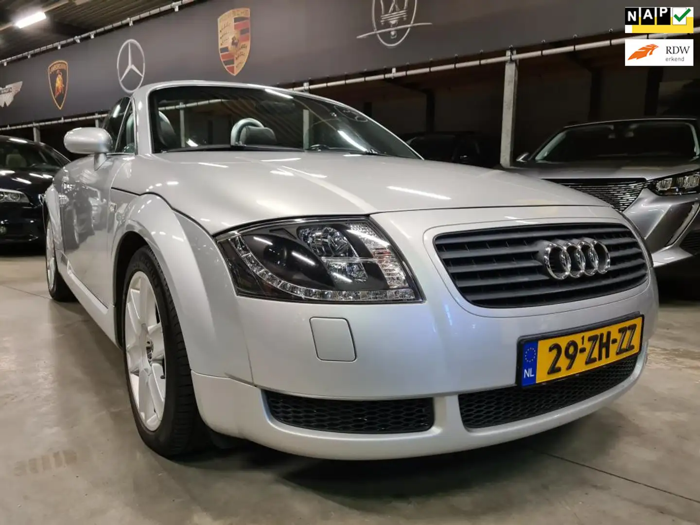 Audi TT Roadster 1.8 5V Turbo - Leder - Youngtimer - Elect Grijs - 1