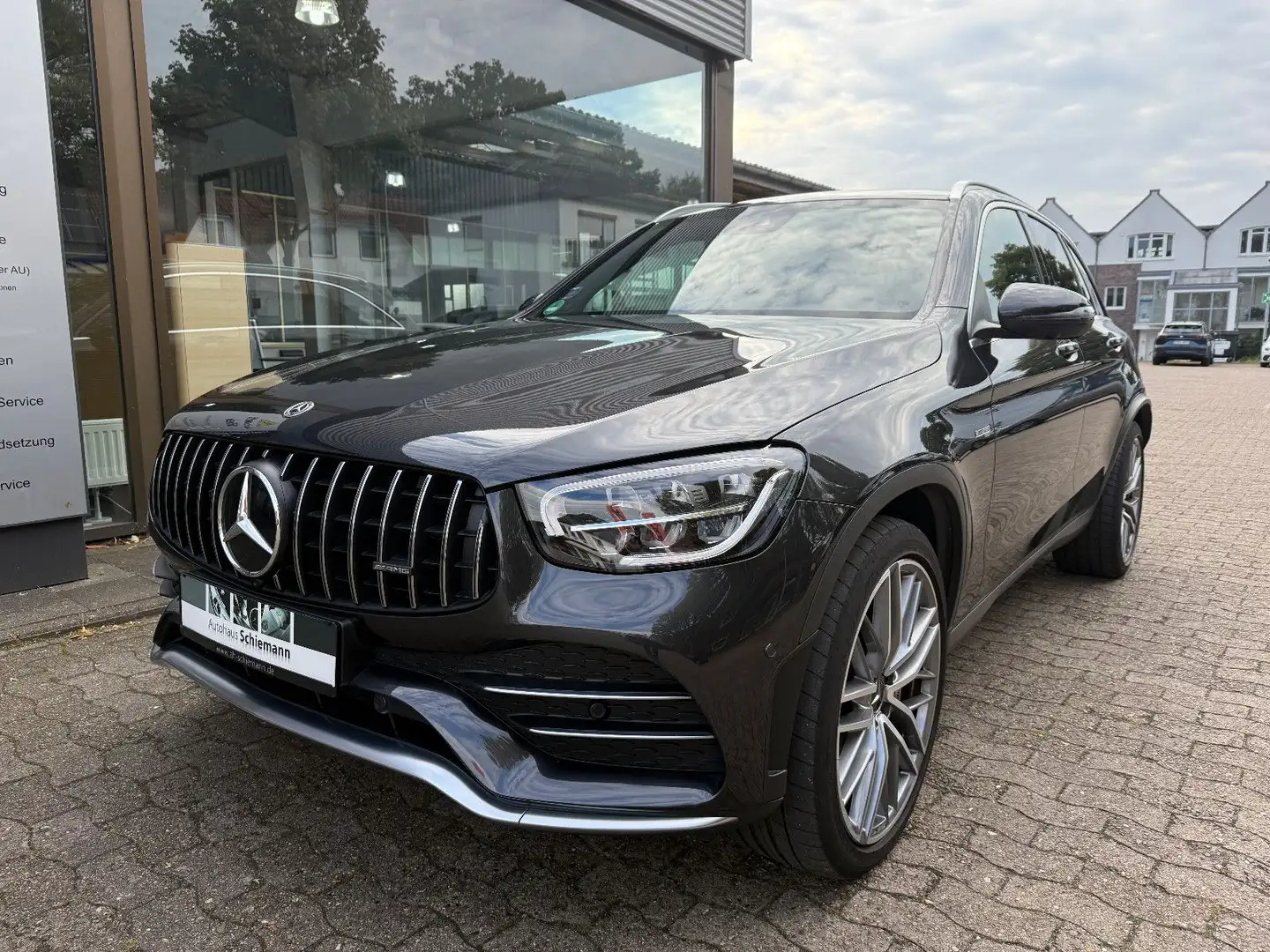 Mercedes-Benz GLC 43 AMG 4Matic AHK/21"/LUFTFAHRWERK/STANDHZG. Grau - 1
