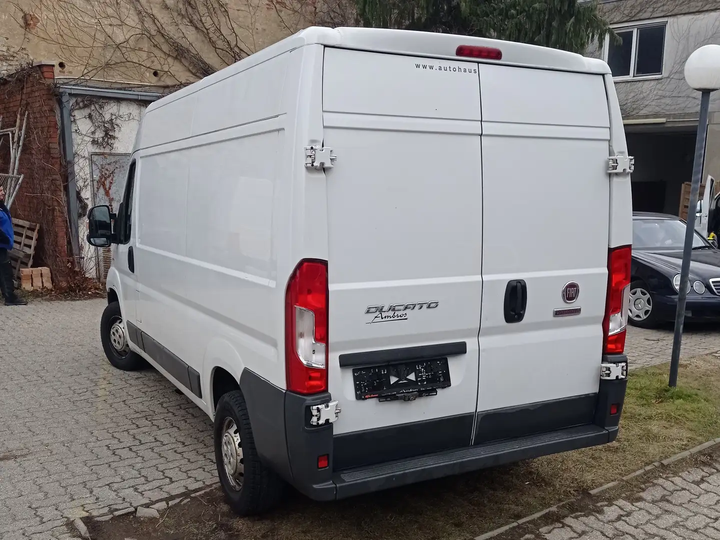 Fiat Ducato Ducato+33+L2H2+130+GR-Kombi Белый - 2