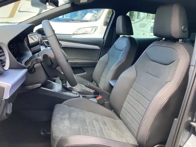 SEAT Ibiza view 9