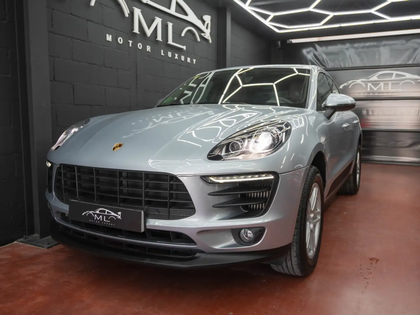 Porsche Macan S Aut. Grau - 1