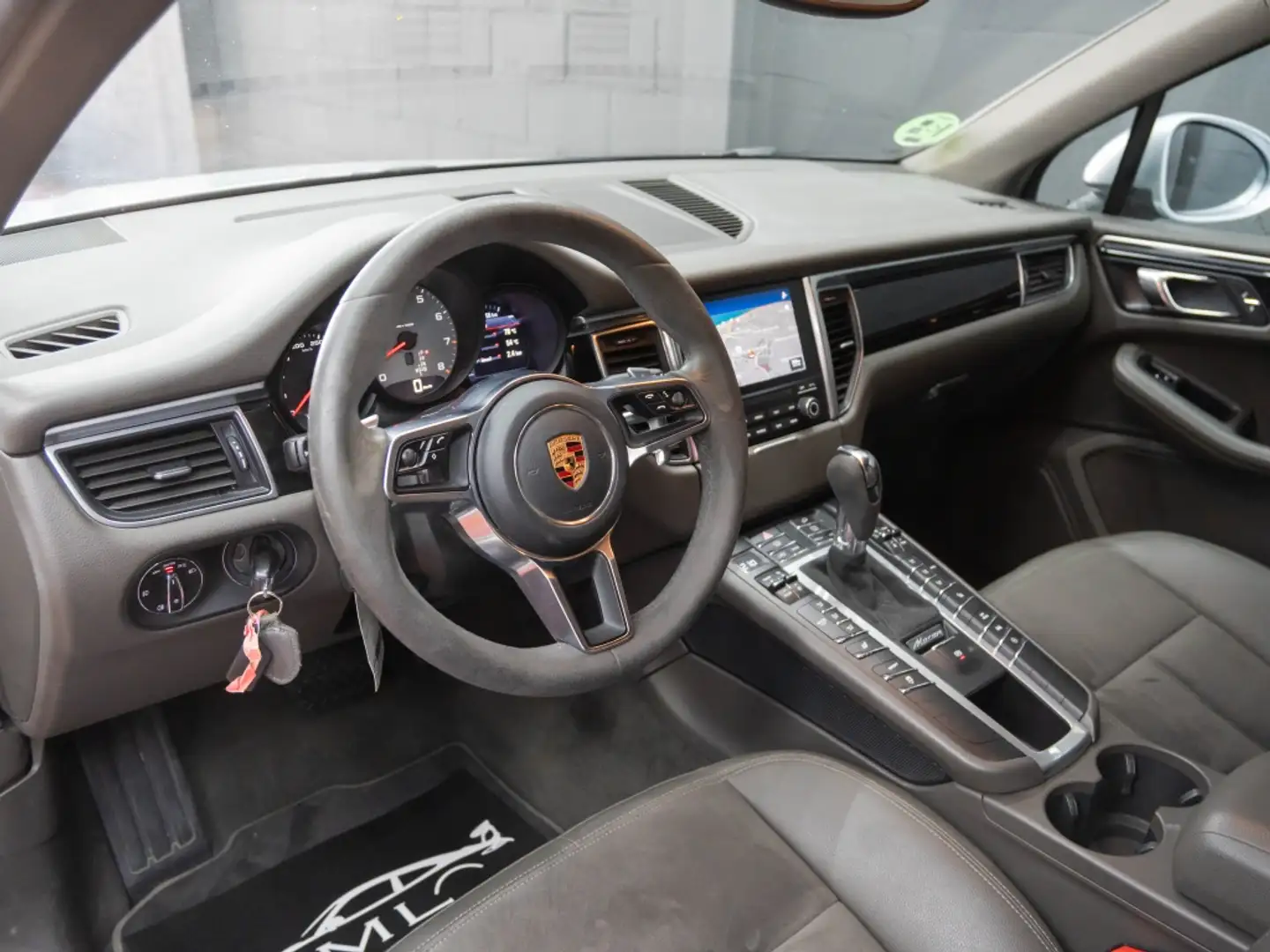 Porsche Macan S Aut. Grau - 2