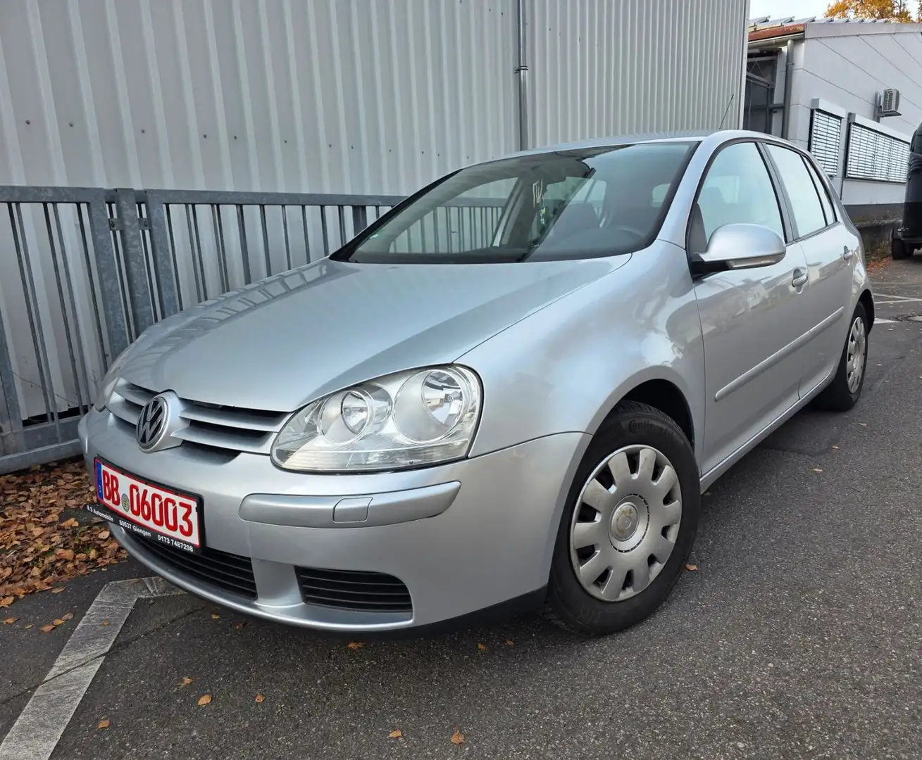 Volkswagen Golf 1.6 FSI/KLIMA/PDC/8X REIFEN/5-TÜRIG Silber - 2