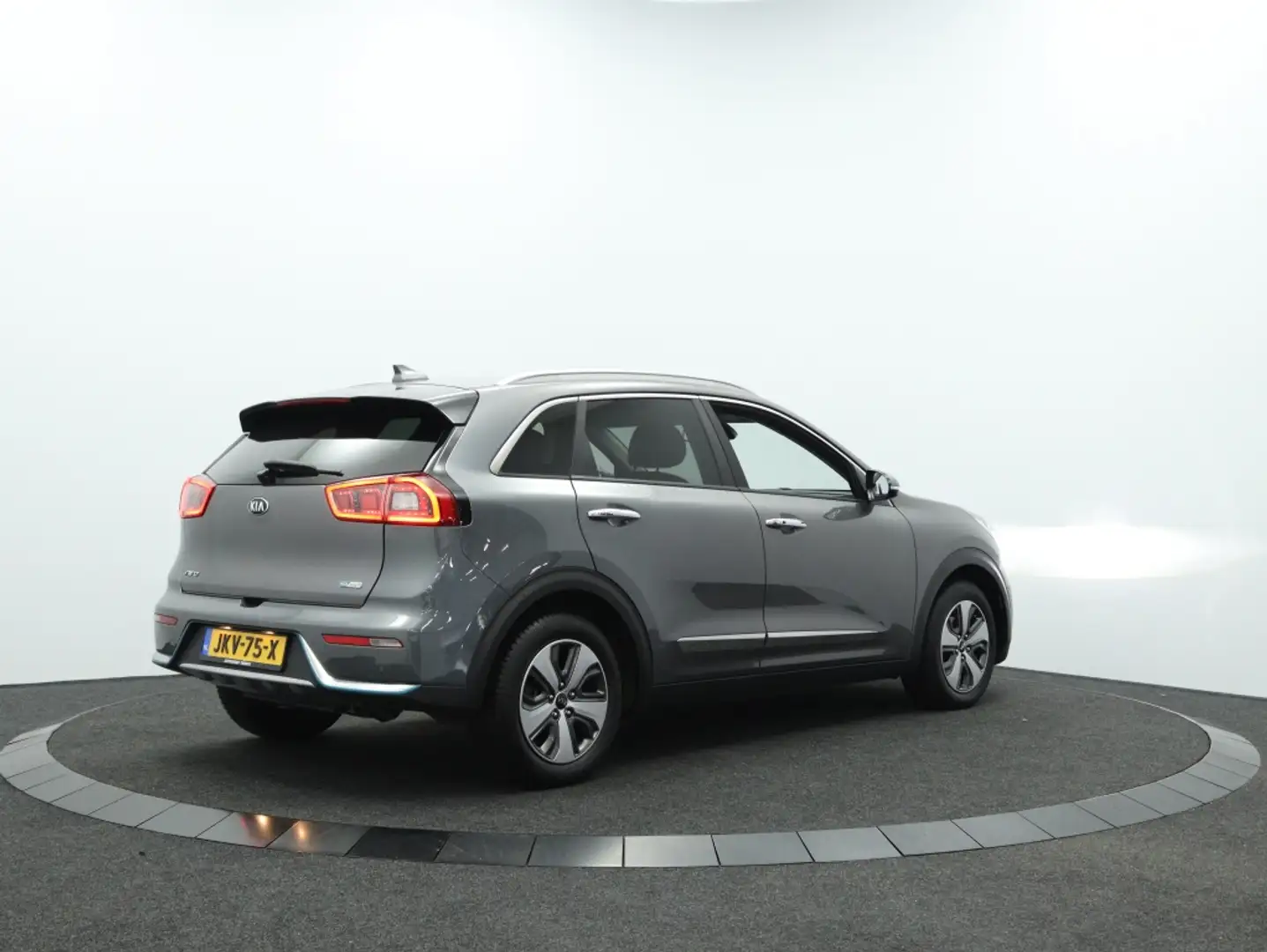 Kia Niro Dynamic PlusLine 1.6 PHEV Automaat | Navi | Camera Grigio - 2
