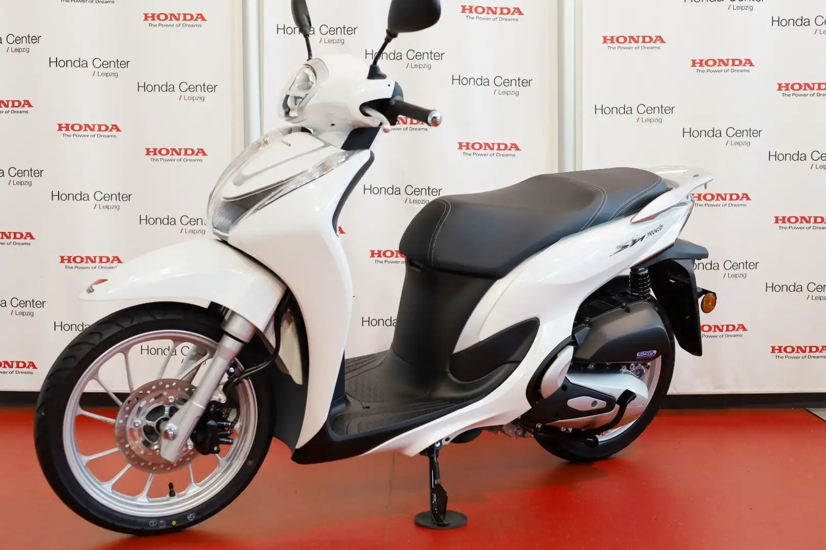Honda SH 125 Mode #2024 White - 1