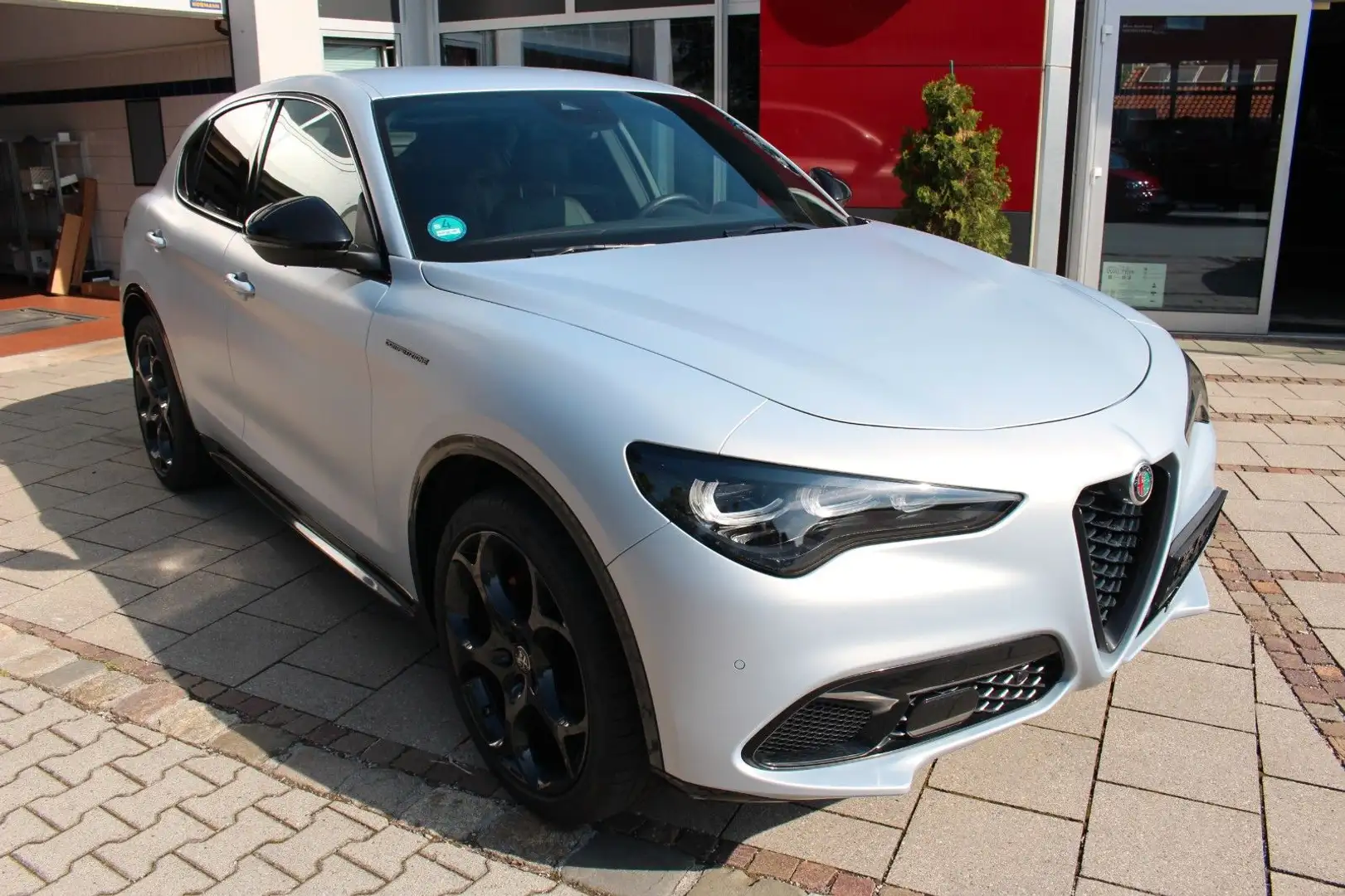 Alfa Romeo Stelvio Competizione Q4 Garantie bis 11.2027 Grau - 2