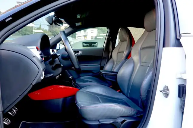 Audi S1 view 10