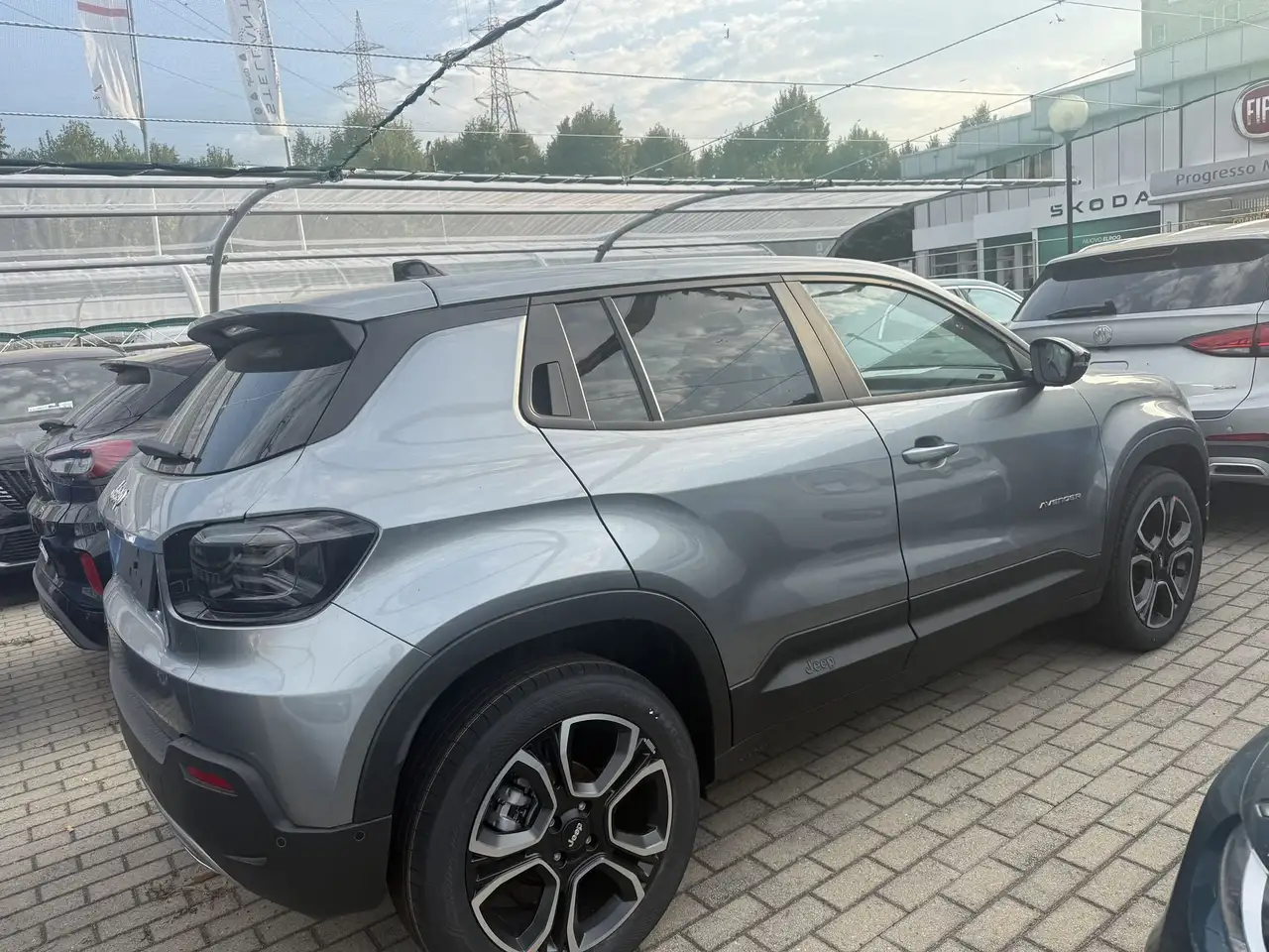 Jeep Avenger 1.2 MHEV e-Hybrid Turbo Summit KM0, миниатюра 3