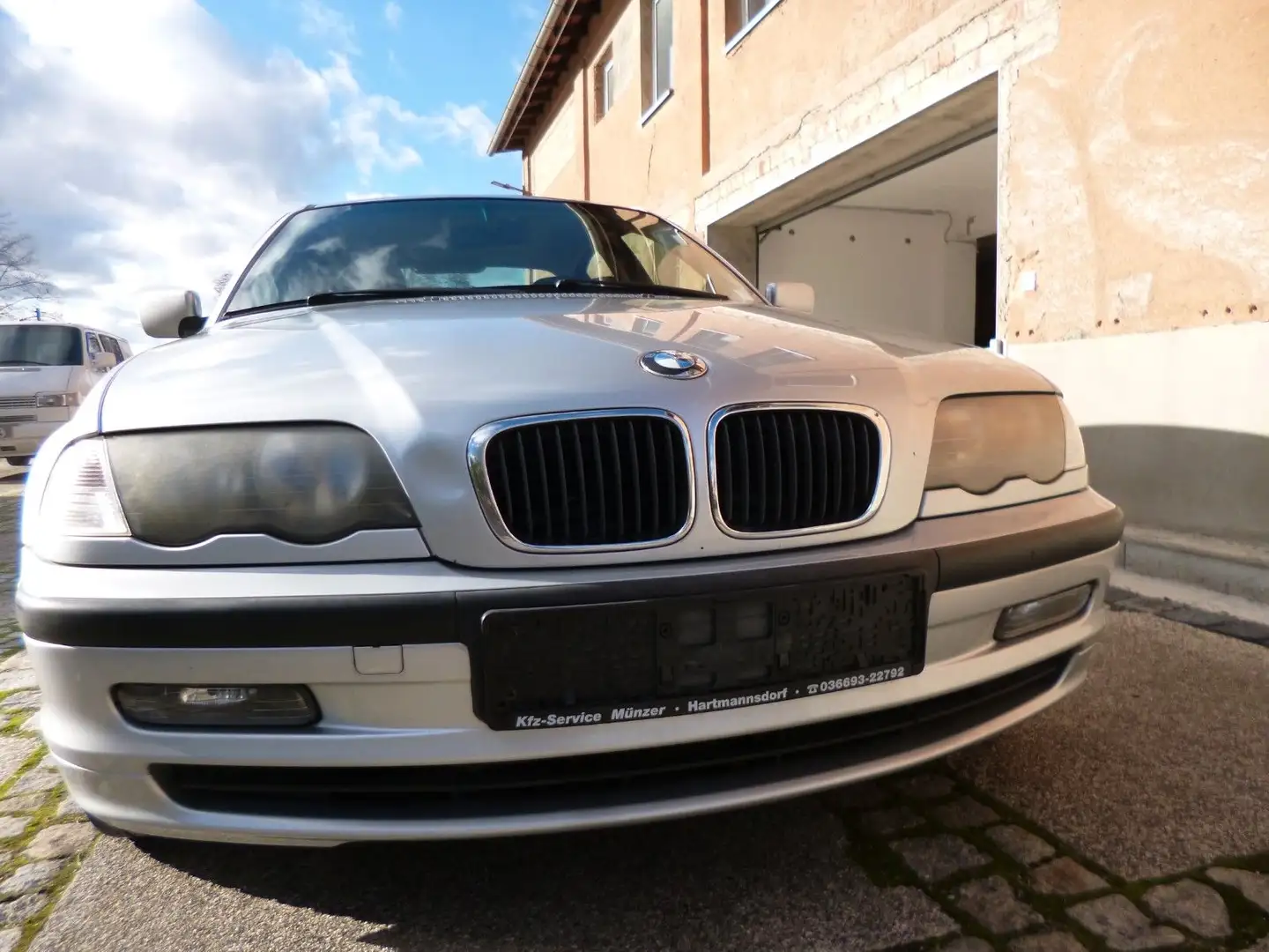 BMW 320 d Silber - 1
