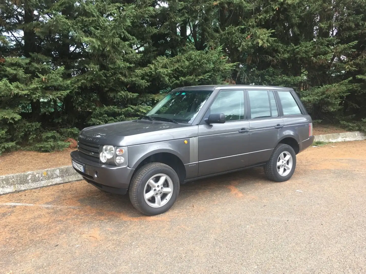 Land Rover Range Rover Td6 HSE Szary - 2