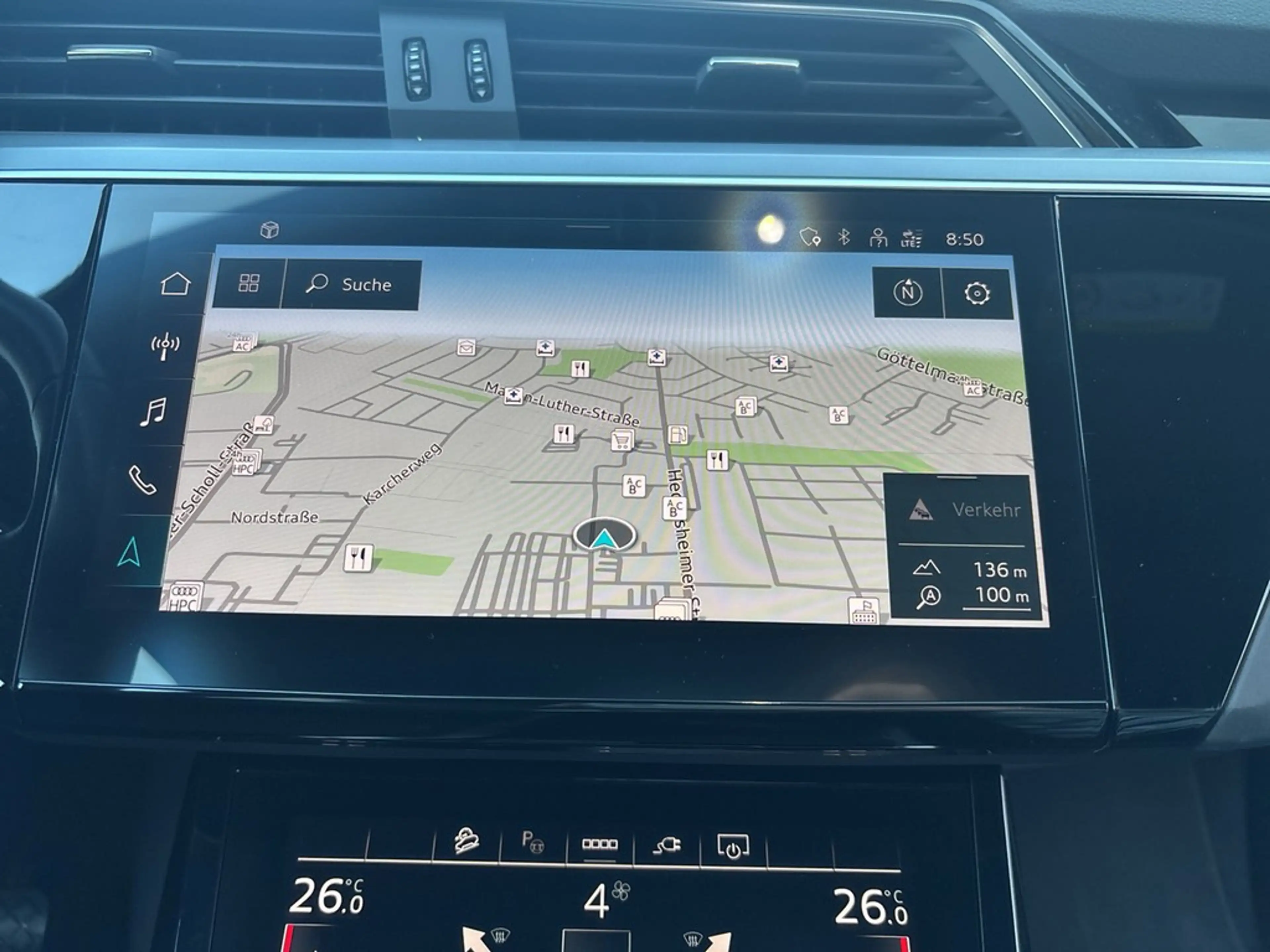 Audi Q8 e-tron advanced 55 quattro *SOH99%*Matrix*AHK — photo 11