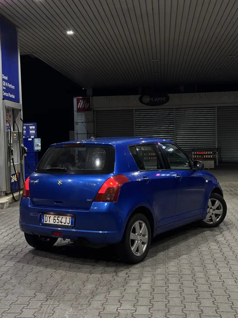 Suzuki Swift 5p 1.3 16v GL c/airb.lat 4x4 - 2