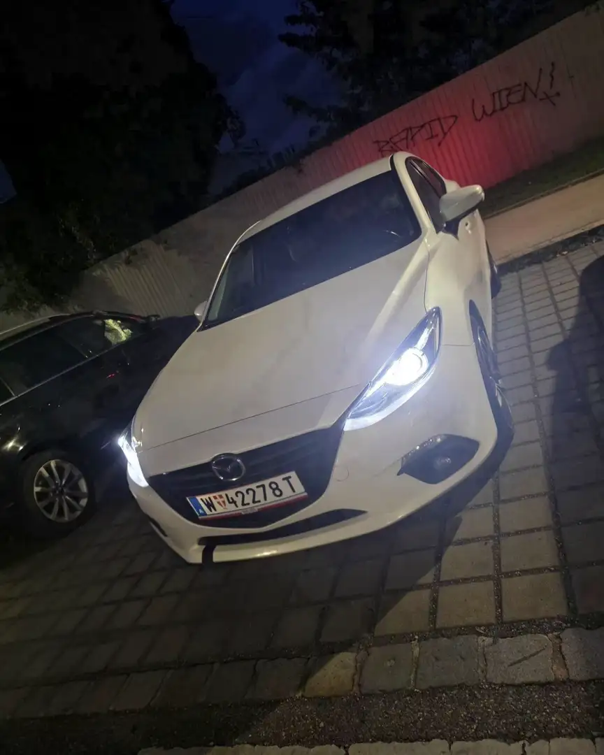 Mazda 3 SKYACTIV-D 150 Sports-Line - 2